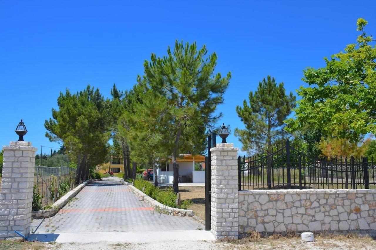 Alexandra Studio 10 Lefkímmi Exterior foto